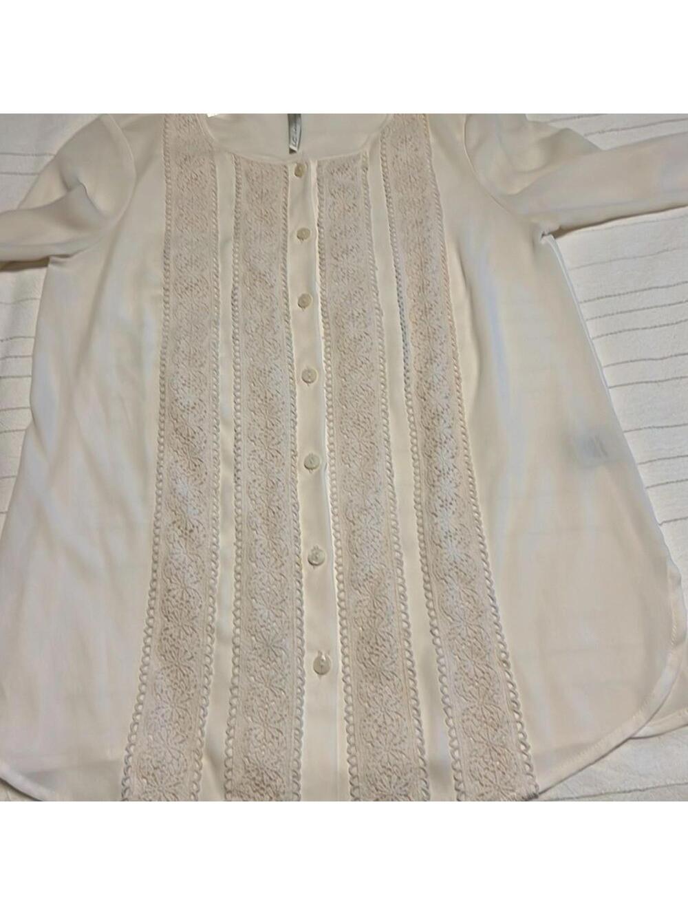 LC Lauren Conrad Ivory White Lace Trim Button Down Blouse Women's XS Long Sleeve - Picture 3 of 9